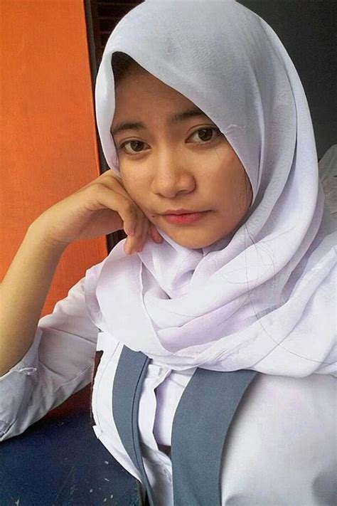 Ngentot Rebecca Siswi Sma Bandung Viral Pakai Baju Jilbab ...